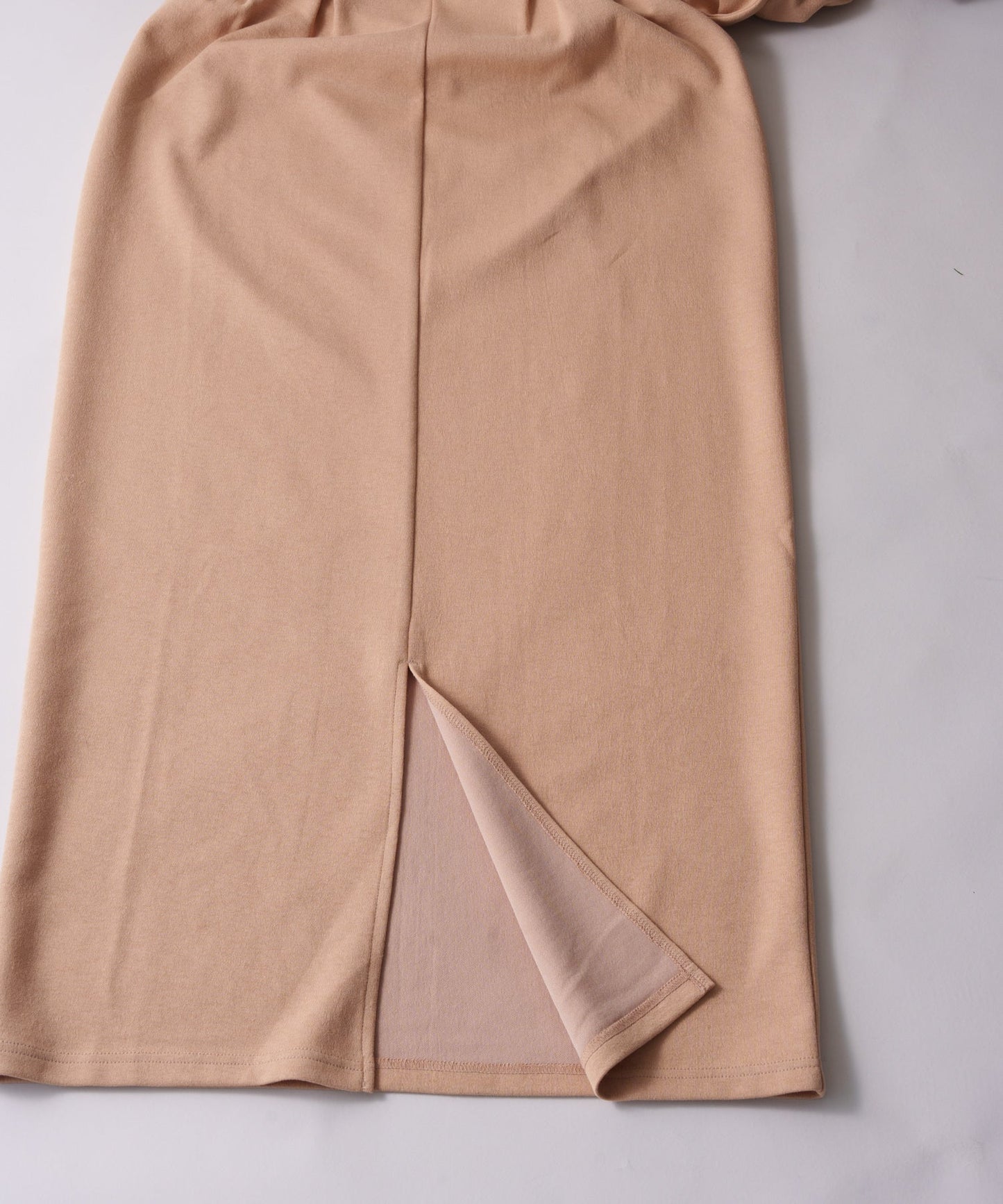 asymmetry tuck dress / WHT26HOP4078