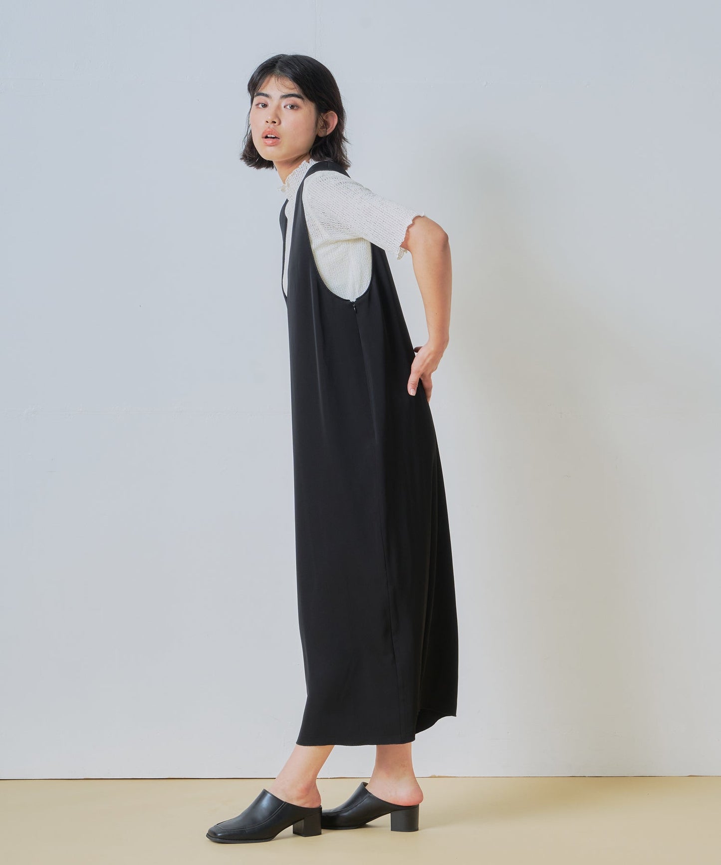 u neck cocoon dress / WHT26HOP4079
