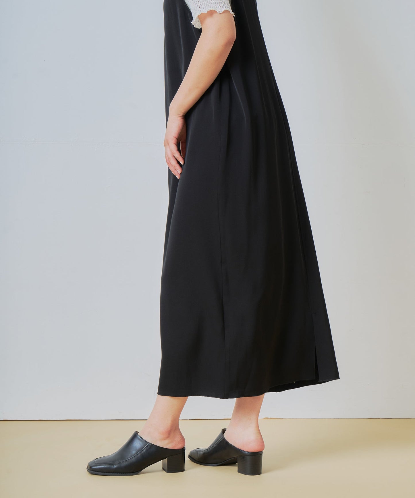 u neck cocoon dress / WHT26HOP4079