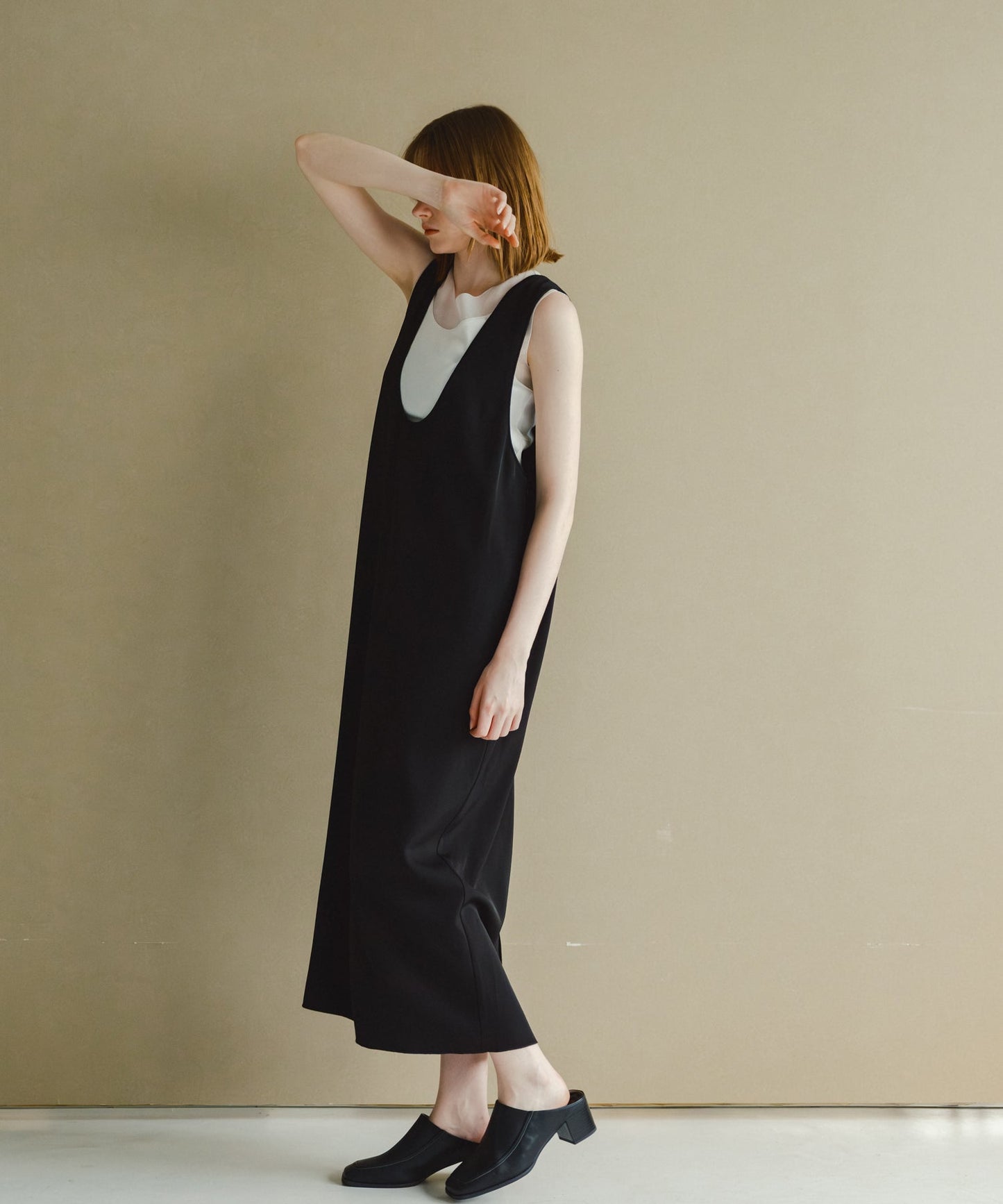 u neck cocoon dress / WHT26HOP4079