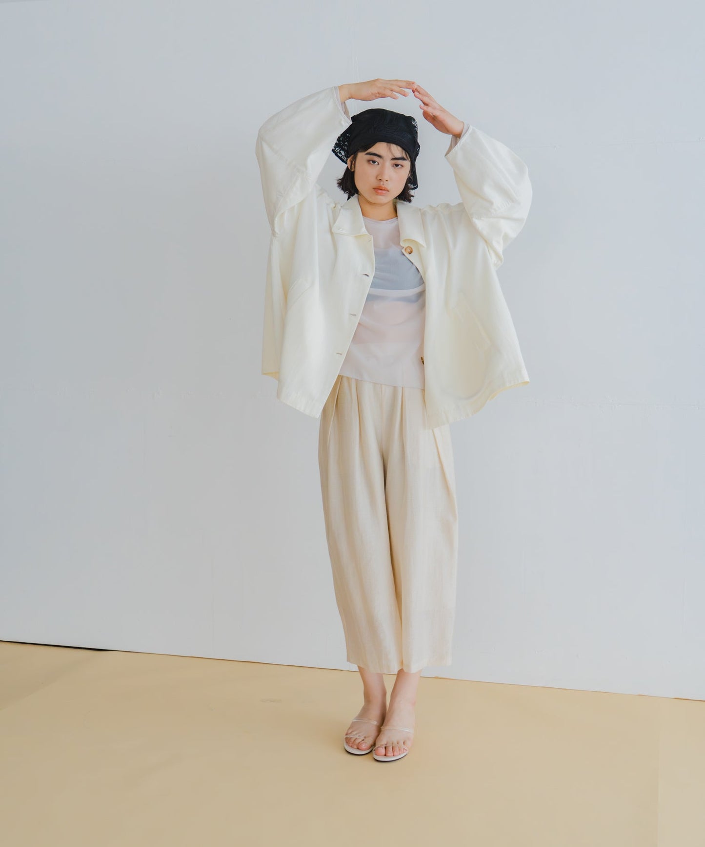 sheer volume trouser / WHT26HPT4062