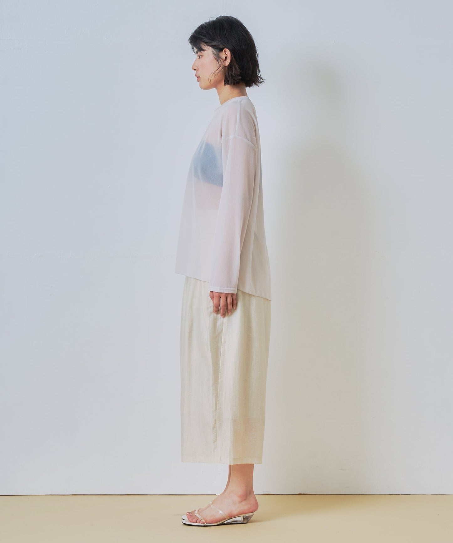 sheer volume trouser / WHT26HPT4062