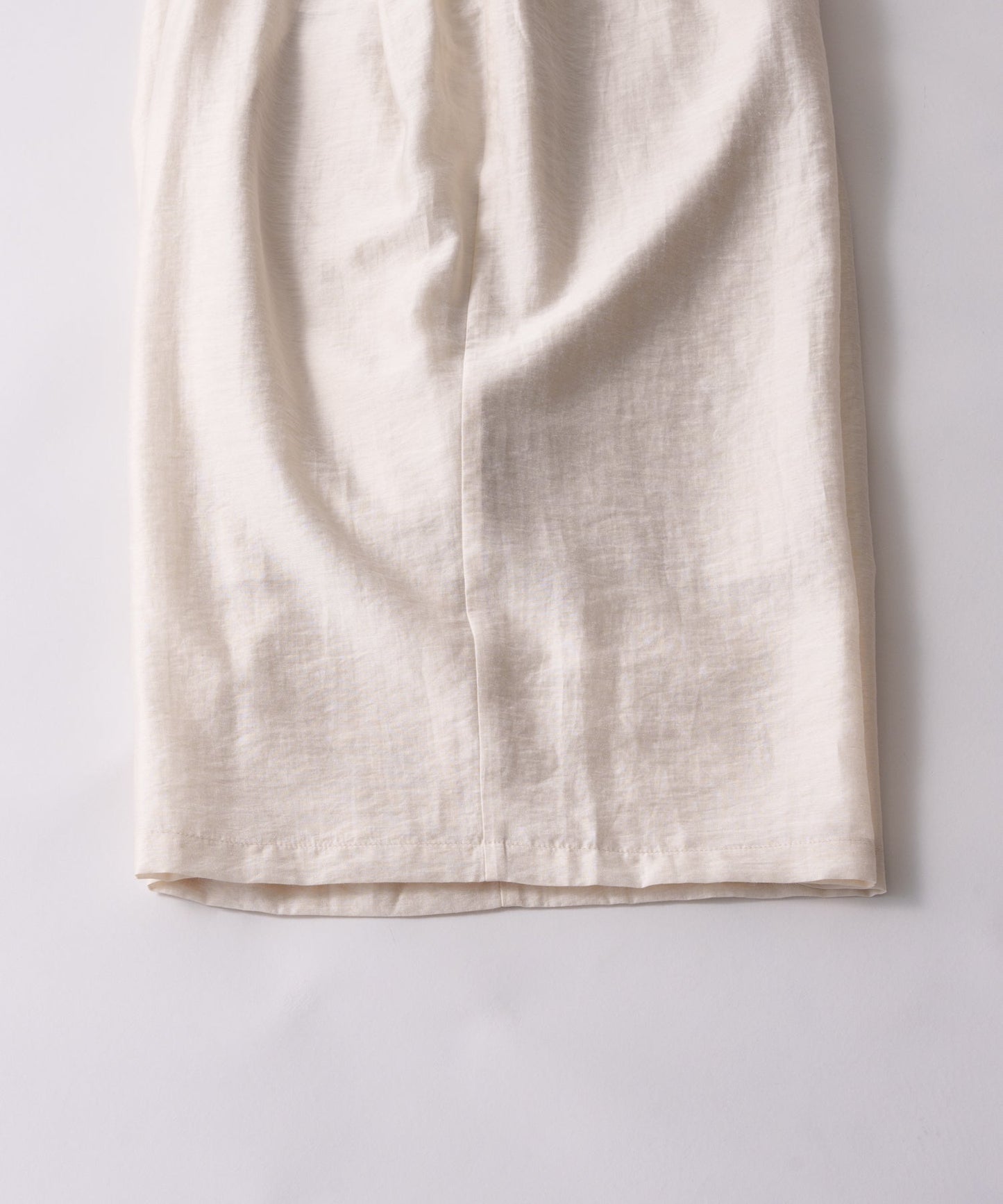 sheer volume trouser / WHT26HPT4062