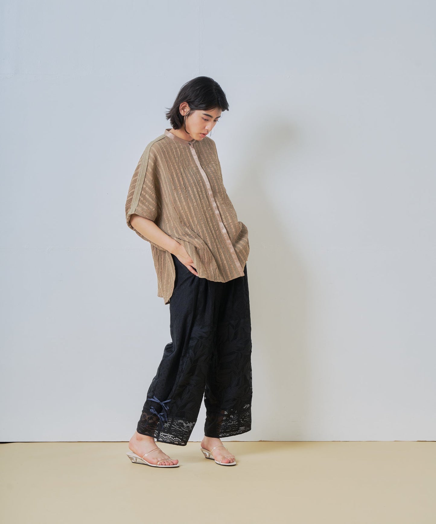 lace combination pants / WHT26HPT4063