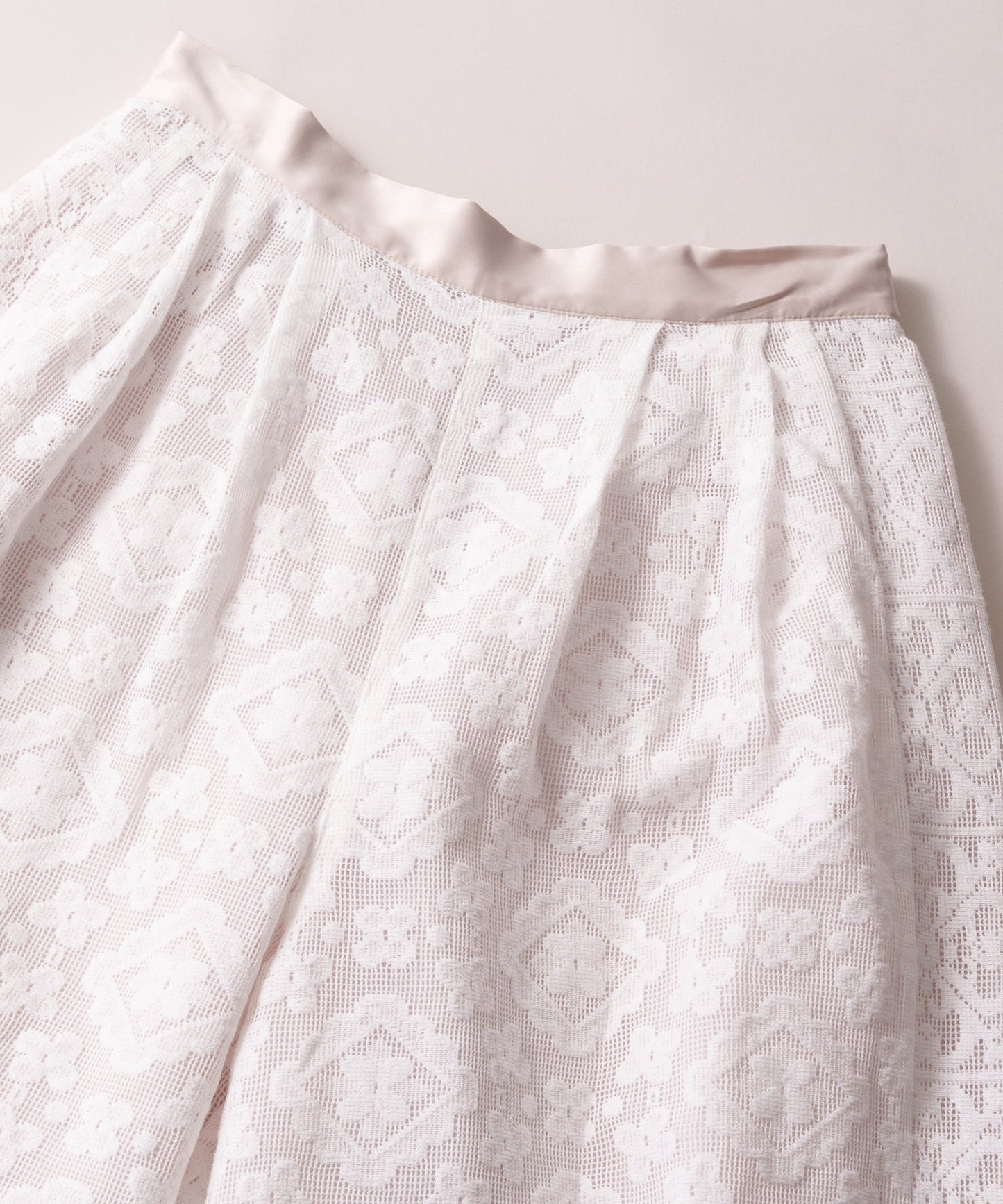 lace combination pants / WHT26HPT4063
