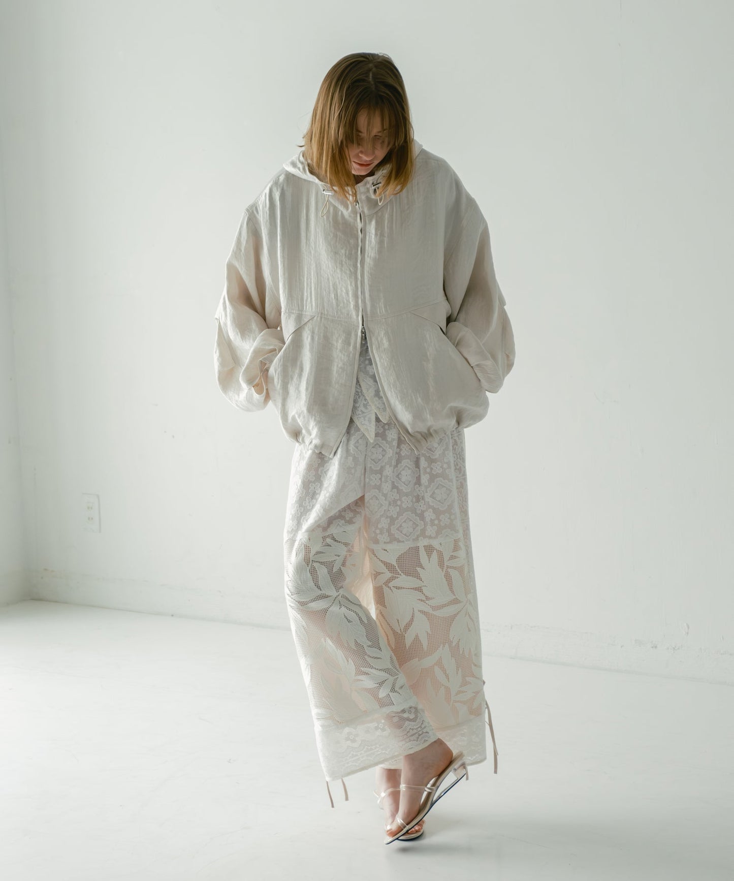 lace combination pants / WHT26HPT4063