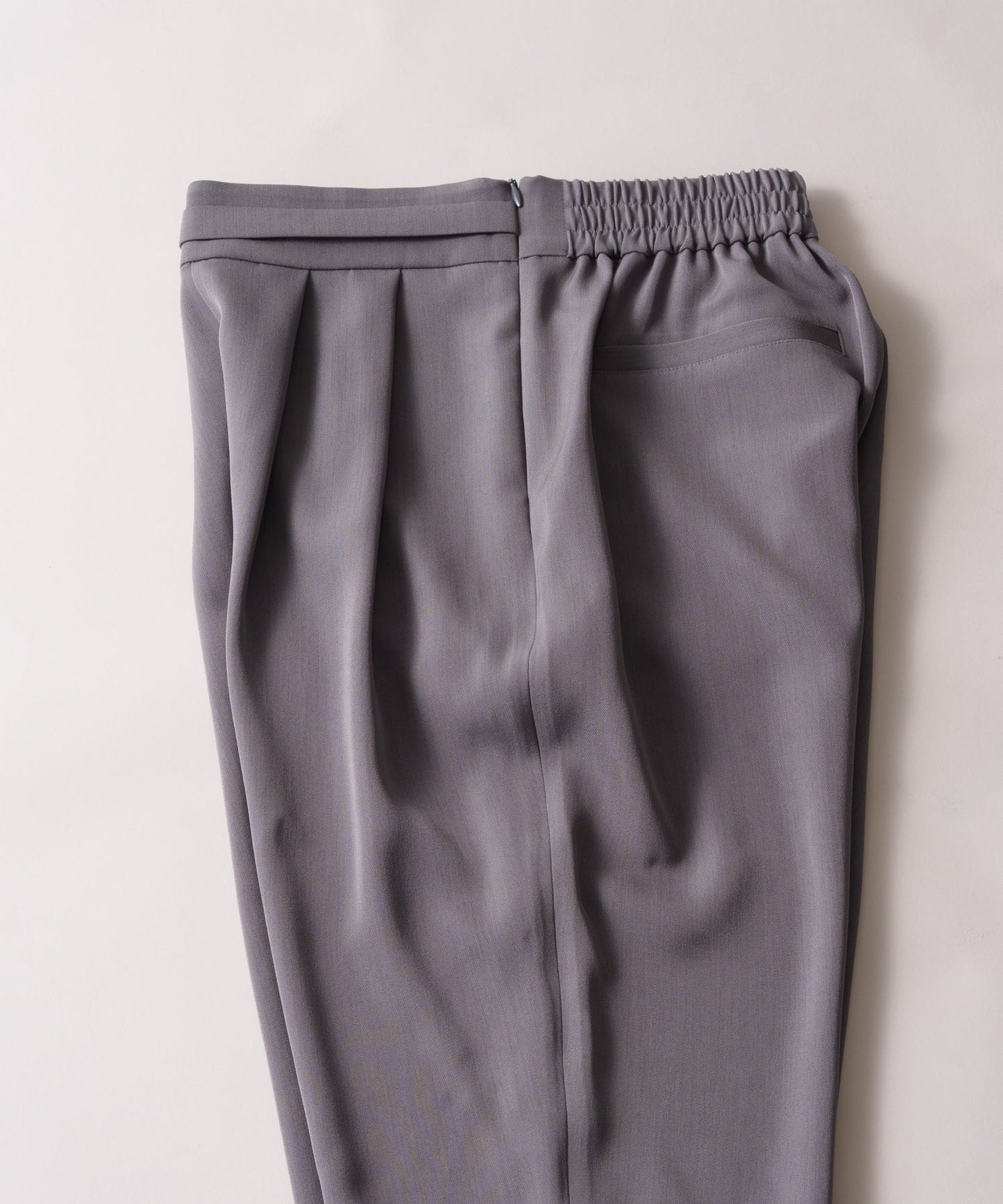 loose capri pants / WHT26HPT4066