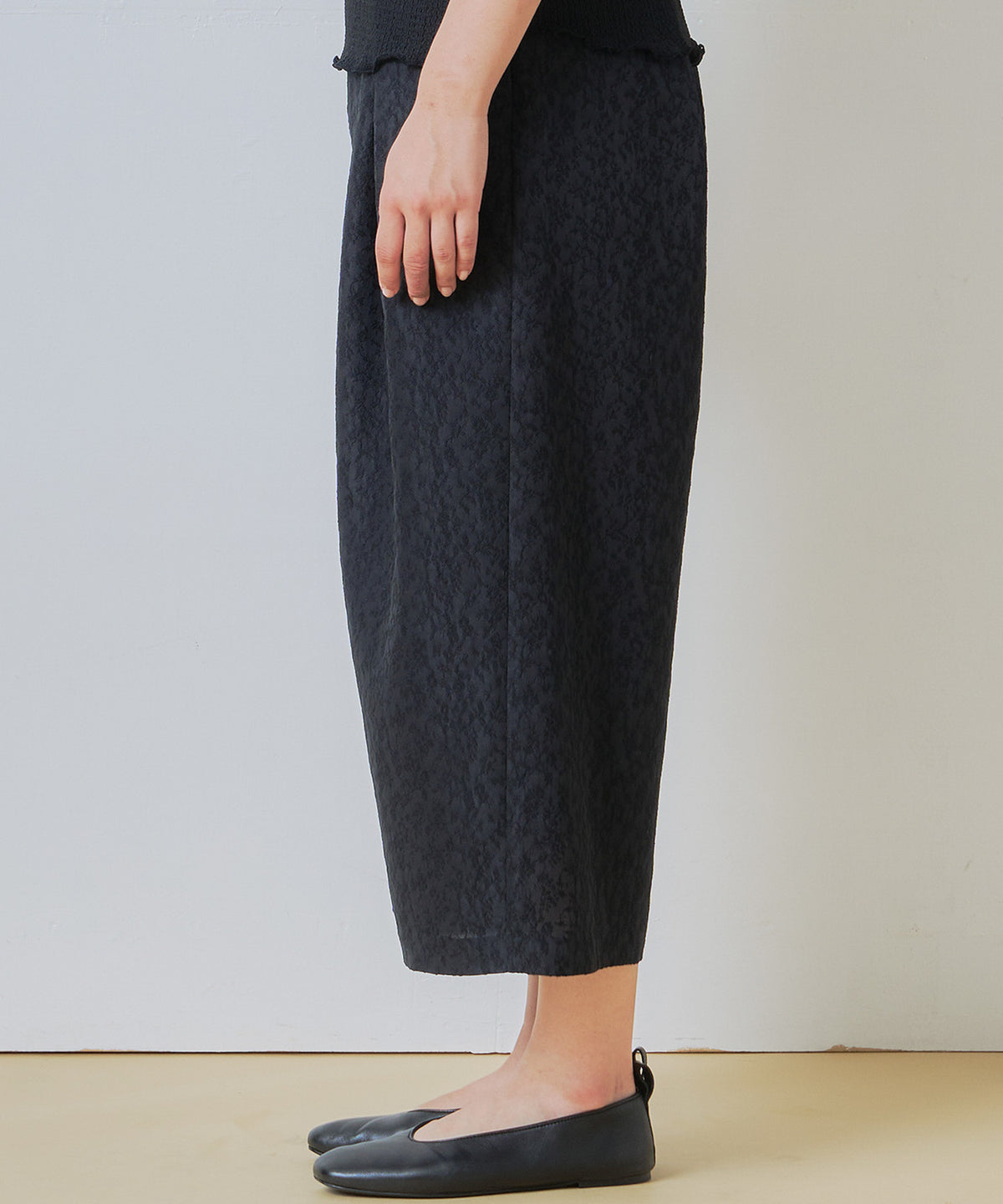 jacquard tuck trouser / WHT26HPT4067