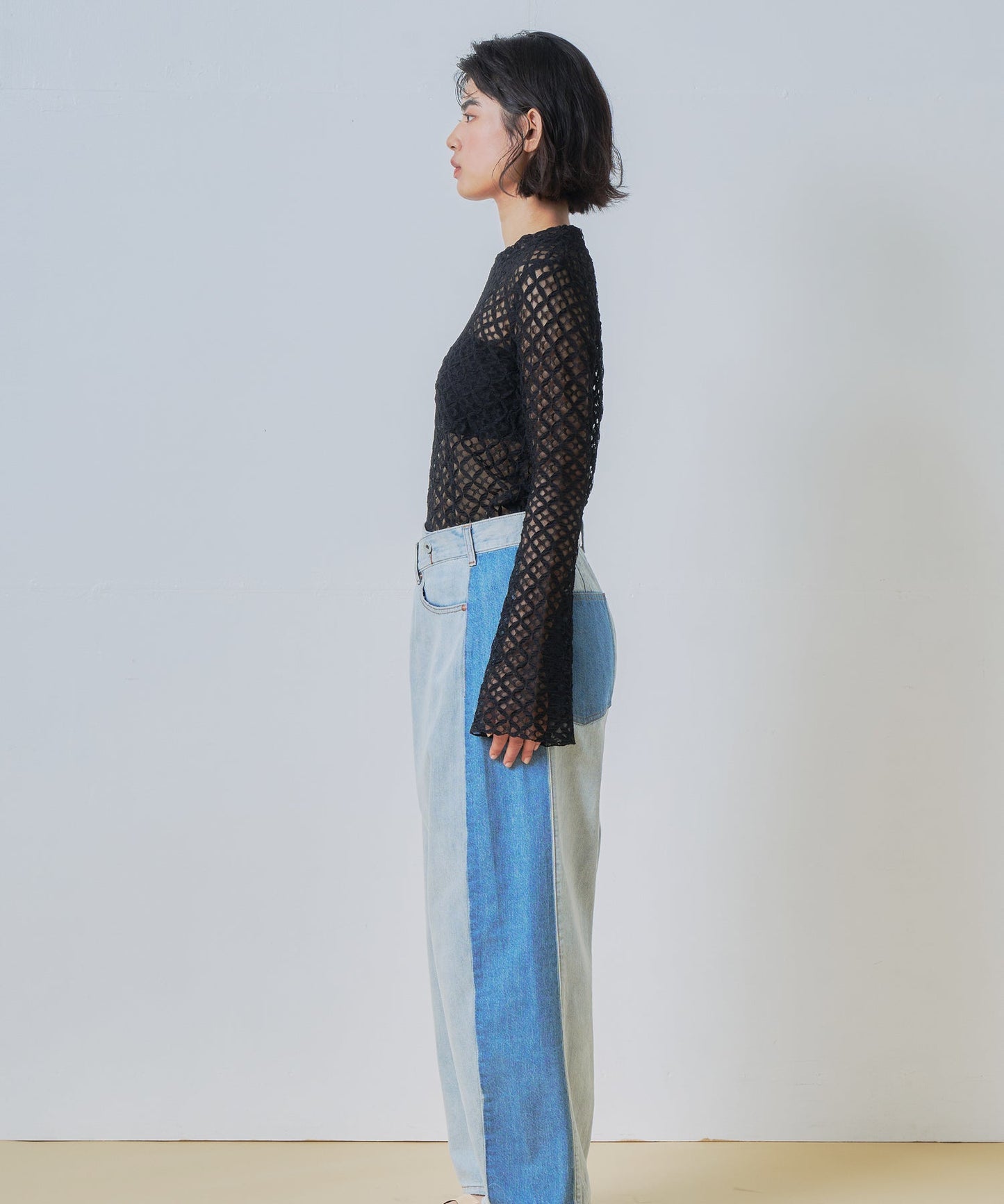 asymmetry tuck denim / WHT26HPT4068