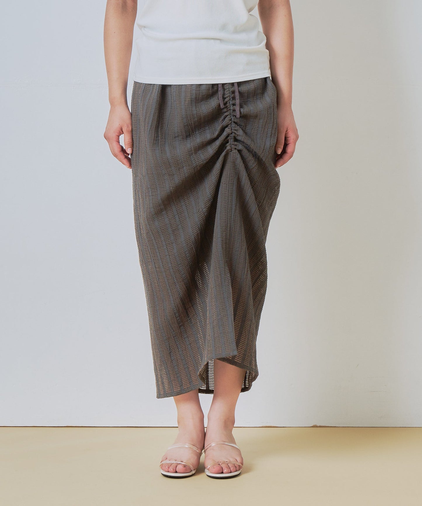 gather design skirt / WHT26HSK4032
