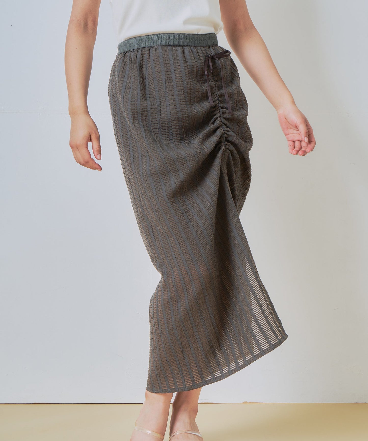 gather design skirt / WHT26HSK4032