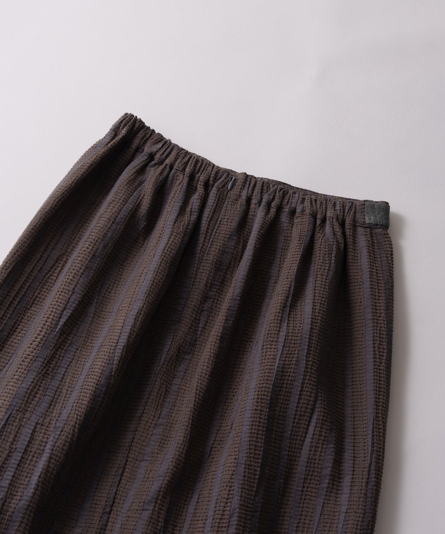 gather design skirt / WHT26HSK4032