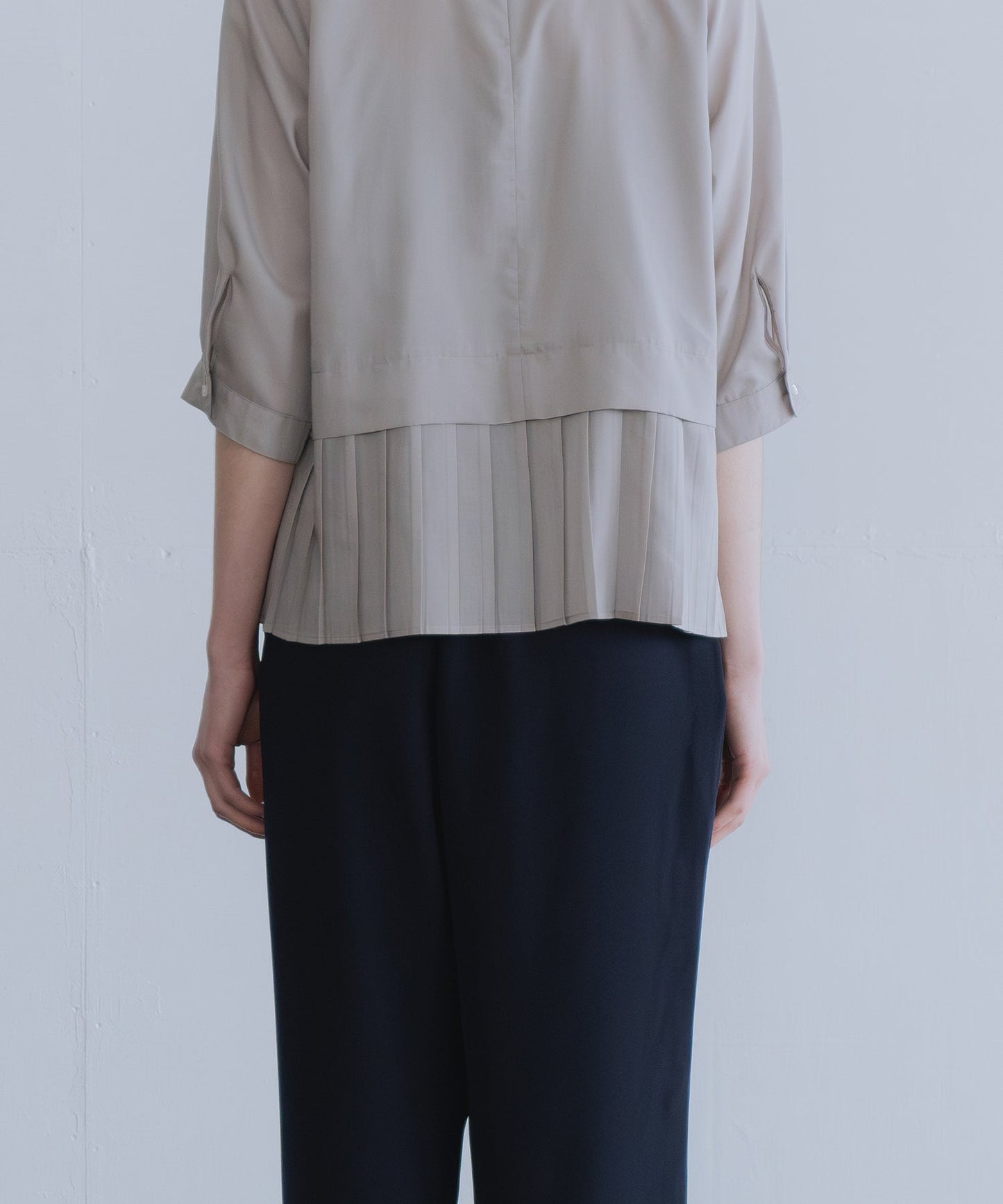 hem pleats blouse