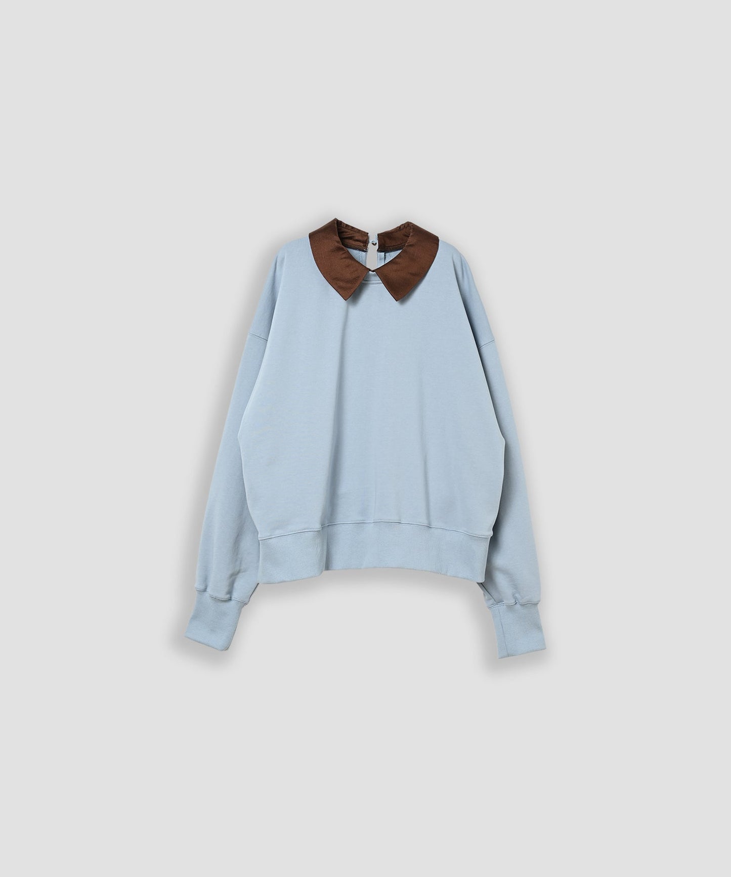 shirt collar sweat